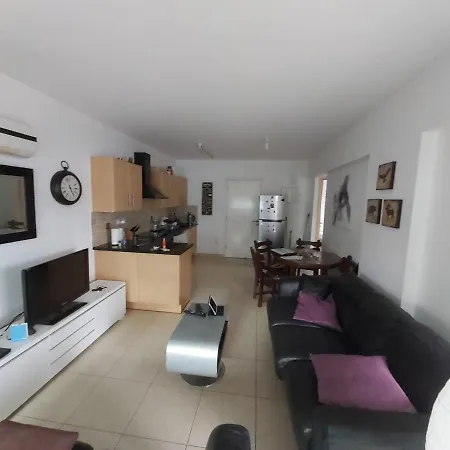 Sylvia Kapparis Apartament Paralimni